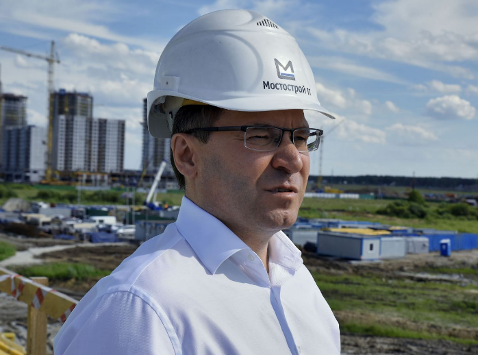 Владимир Якушев – министр строительства и ЖКХ.